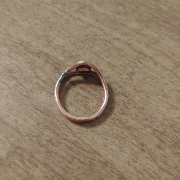 Size 5.5 copper emerald green gemstone chrysoprase jade evil eye triangle ring - Picture 7 of 7